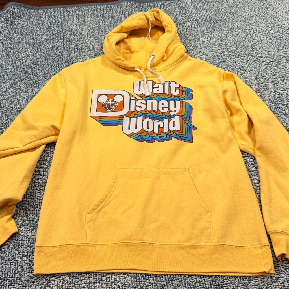 Disney World Hoodie Yellow Retro Rainbow Graphic Pullover Sweatshirt Medium